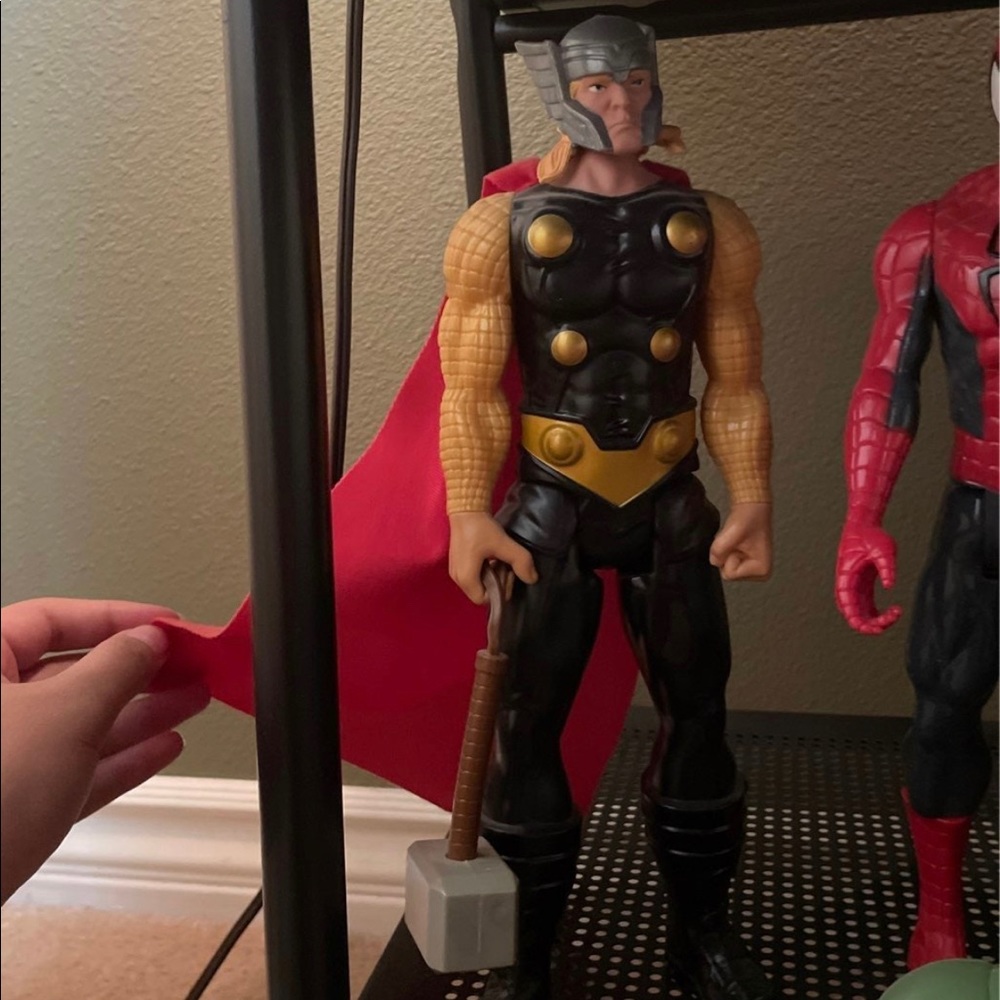 Marvel Action Figures - Picture 6 of 6